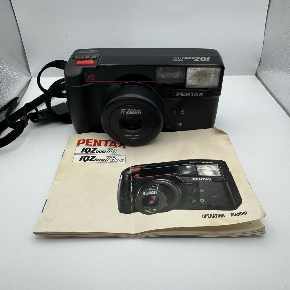 Pentax IQZoom AF Macro Zoom 35-70mm Point & Shoot 35mm Camera Untested Powers On